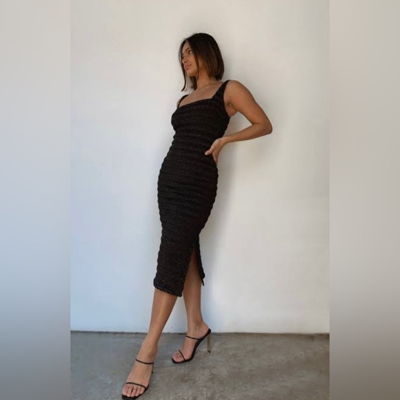 suboo Dresses & Skirts - Nadine Stretch Midi Dress